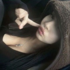 𝓐𝓷𝓰𝓮𝓵𝓲𝓺𝓾𝓮🤍🧸(Happy Halloween 🎃👻😝🤍🤍)