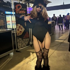 chloe
