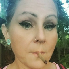 Alixandra Delongchamp