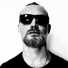 (for those) Behind the bow... and below - I - Allegro un poco mosso (2013)