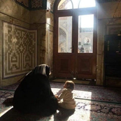 ذَوَاتآ أَفْنَان