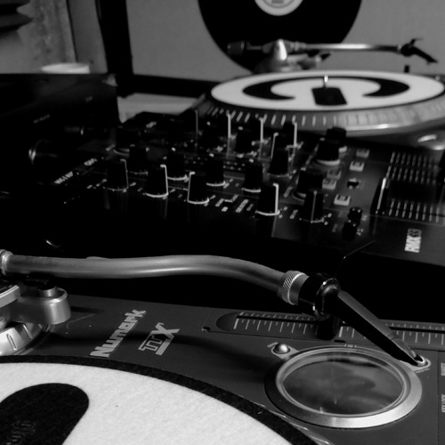 pants and corset  'malice in wonderland' 2010 rmx  wav mp3