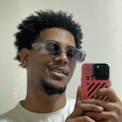 Mo