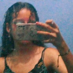 Larah Urrea 🤭