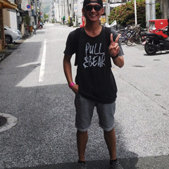 Gaun Merah