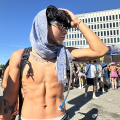 Alex lovato