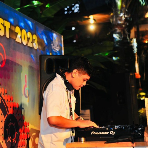 Adi wilagunawan — artist photo