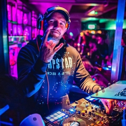 DJ Unruly — artist photo