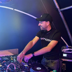 Steve-M