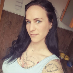 Janine König