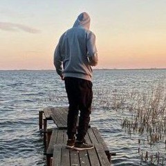 Влад Иванов