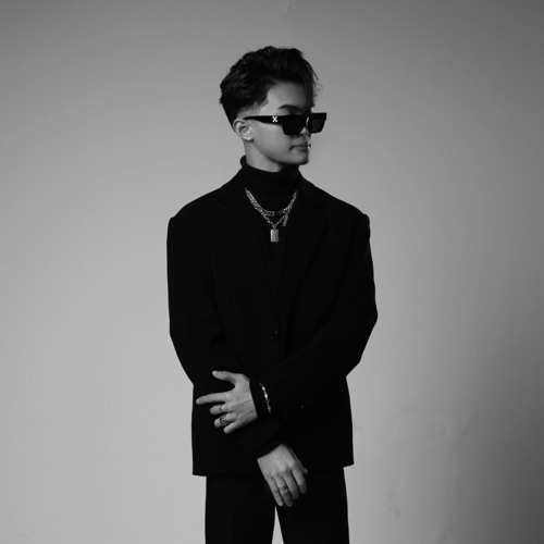DJ HOANGHAI — artist photo