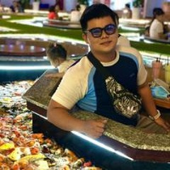 Khoa Phạm