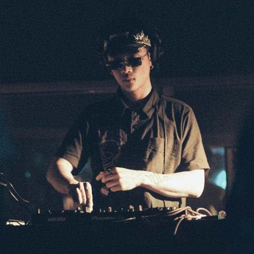 TUYẾT YÊU THƯƠNG