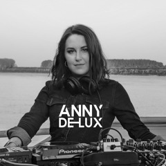 Anny DeLux