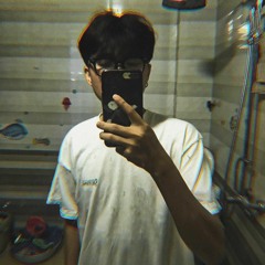 Hải Nam chơi nhạc