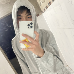 Phuong Ngoc メ