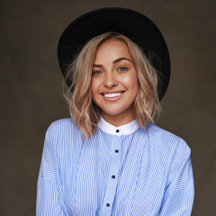 Charlotte Van De Peer