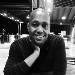 Marcus Ezra