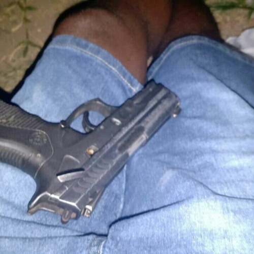 O BLOCO DO MENOR VAI TE ARRASTA PRA TRETA SARRA NA MINHA BUCETA ♪ [ VILA IDEAL ] 2016