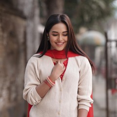 Anaya Khanm