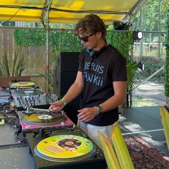 𝔽𝕦𝕟𝕜𝕚𝕚 𝕃𝕠𝕎𝕚𝕚