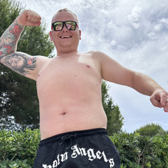 Aaron Creighton