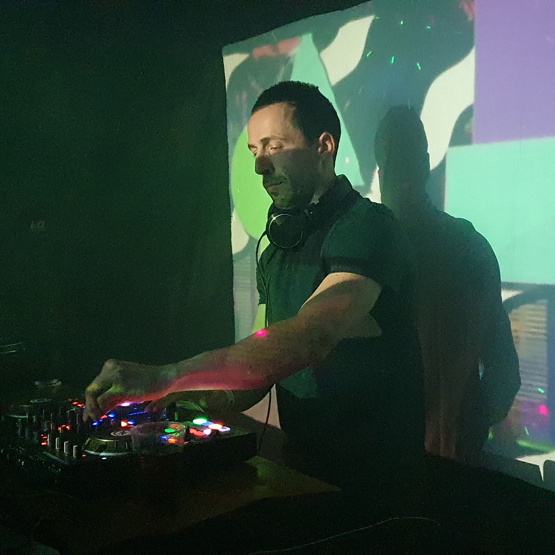 electronic Music by Bastian Reed