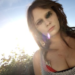 Elynn m