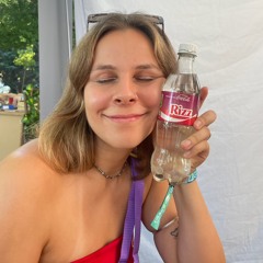 nina an den reglern