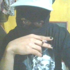 Beyond B... A.K.A El Uñas Negras