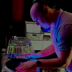 DJ VD