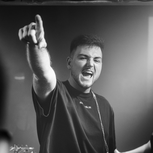 MaxxZ — artist photo
