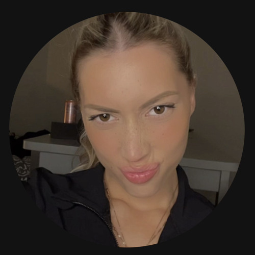 Courtney’s avatar