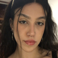 Júlia Moura Nogueira