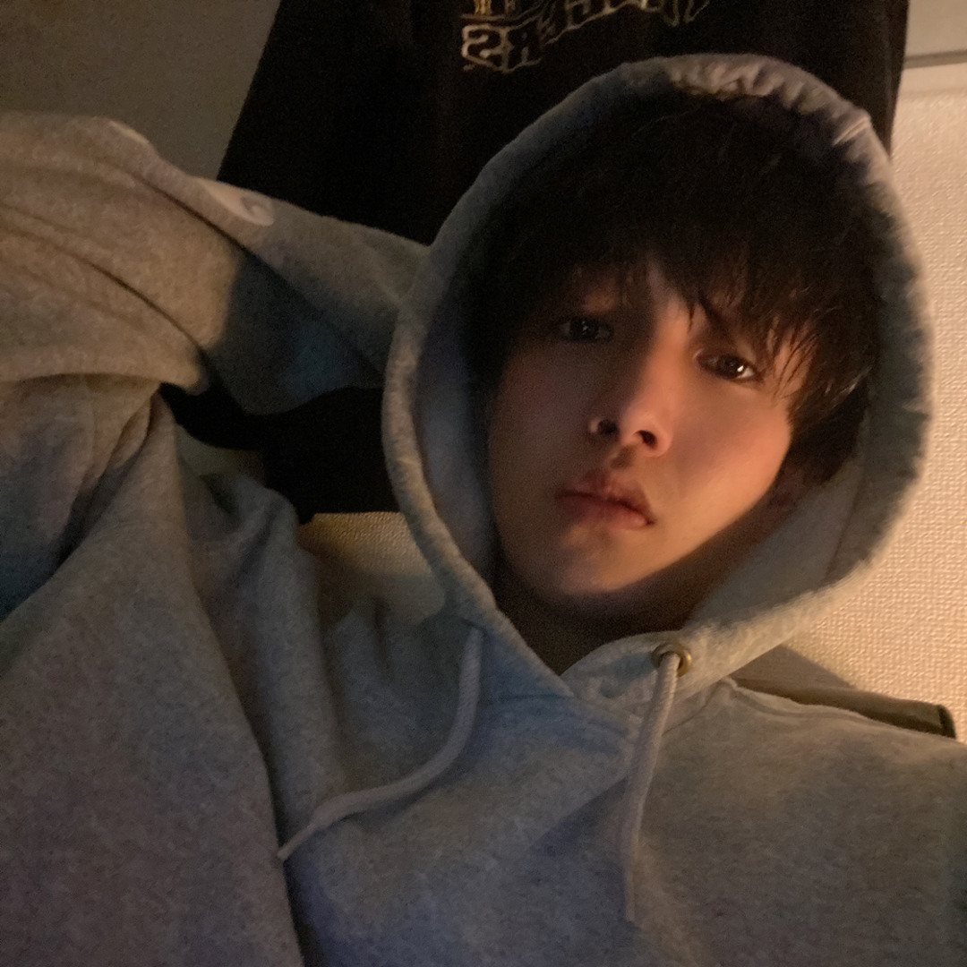 Stream りょうすけ music | Listen to songs, albums, playlists for