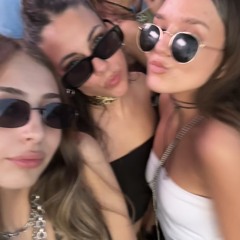 lolla-g🪩