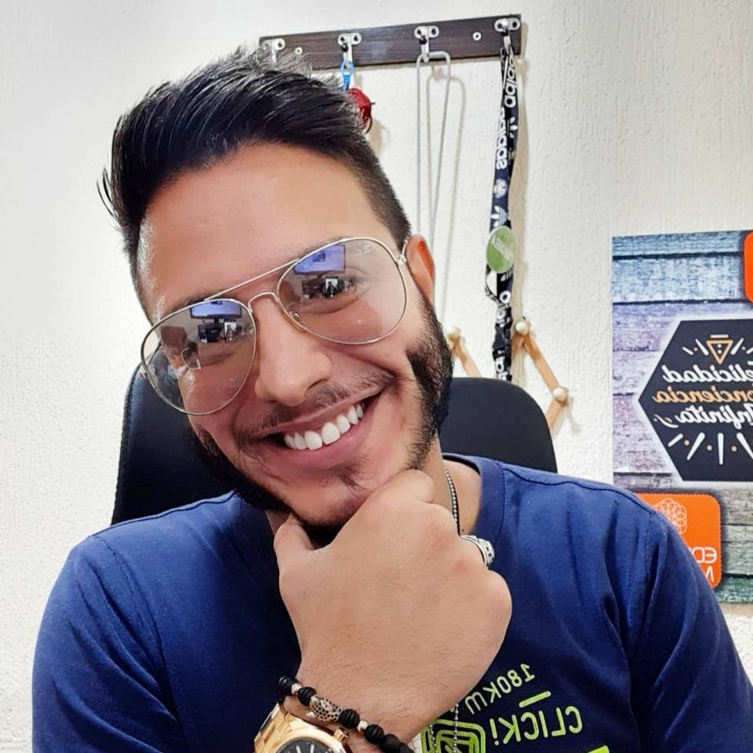 Stream Simplemente Ama by Eduardo Menoni | Listen online for free on  SoundCloud