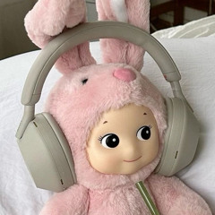 nvnvhzqfa's 🎧 ♡✧⋆.˚🕸️