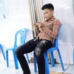 Phong Bụi