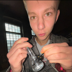 DJ MAGIHNHART