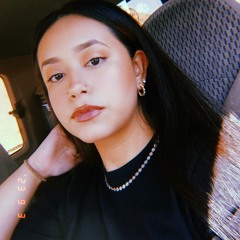 Nicole🦋