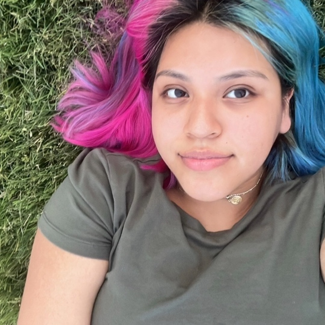 Stream Lalaliz214 music | Listen to songs, albums, playlists for