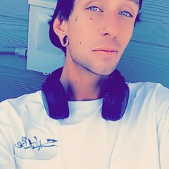 YUNGDEATHFROMTHAWESTEND.