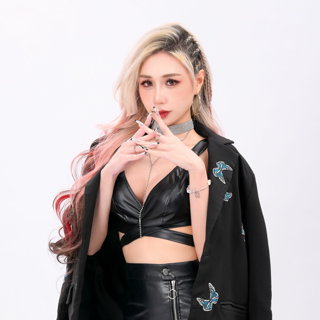 Stream Suicide J music | Listen to songs, albums, playlists for