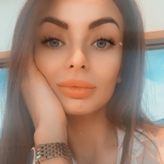Karolina Julia 2