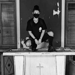 Surroundedbythenothing