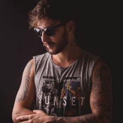 dj  Becker
