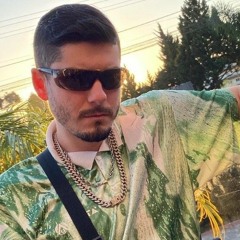 Freesta