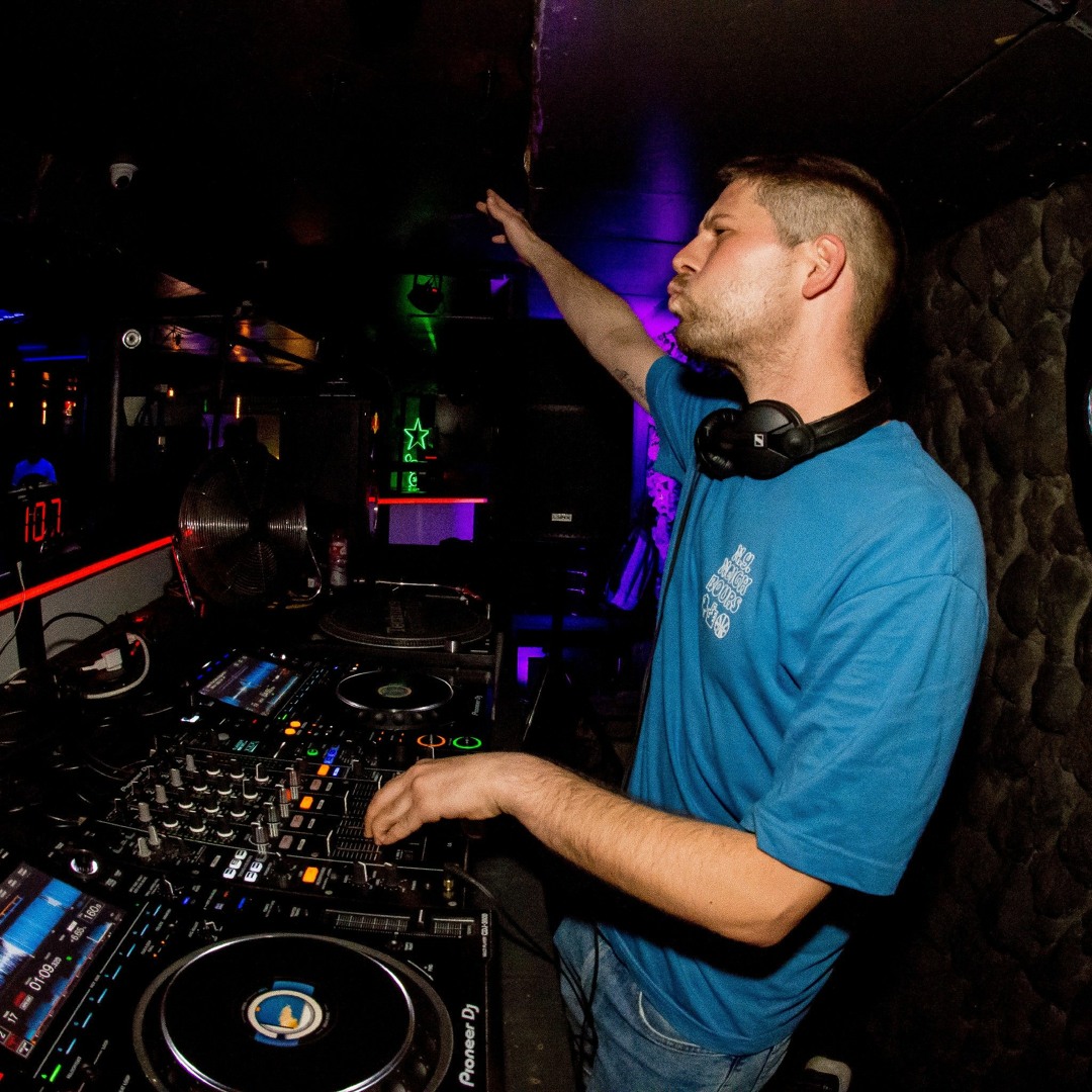 Stream DEEJAY_SUL music | Listen to songs, albums, playlists for free ...